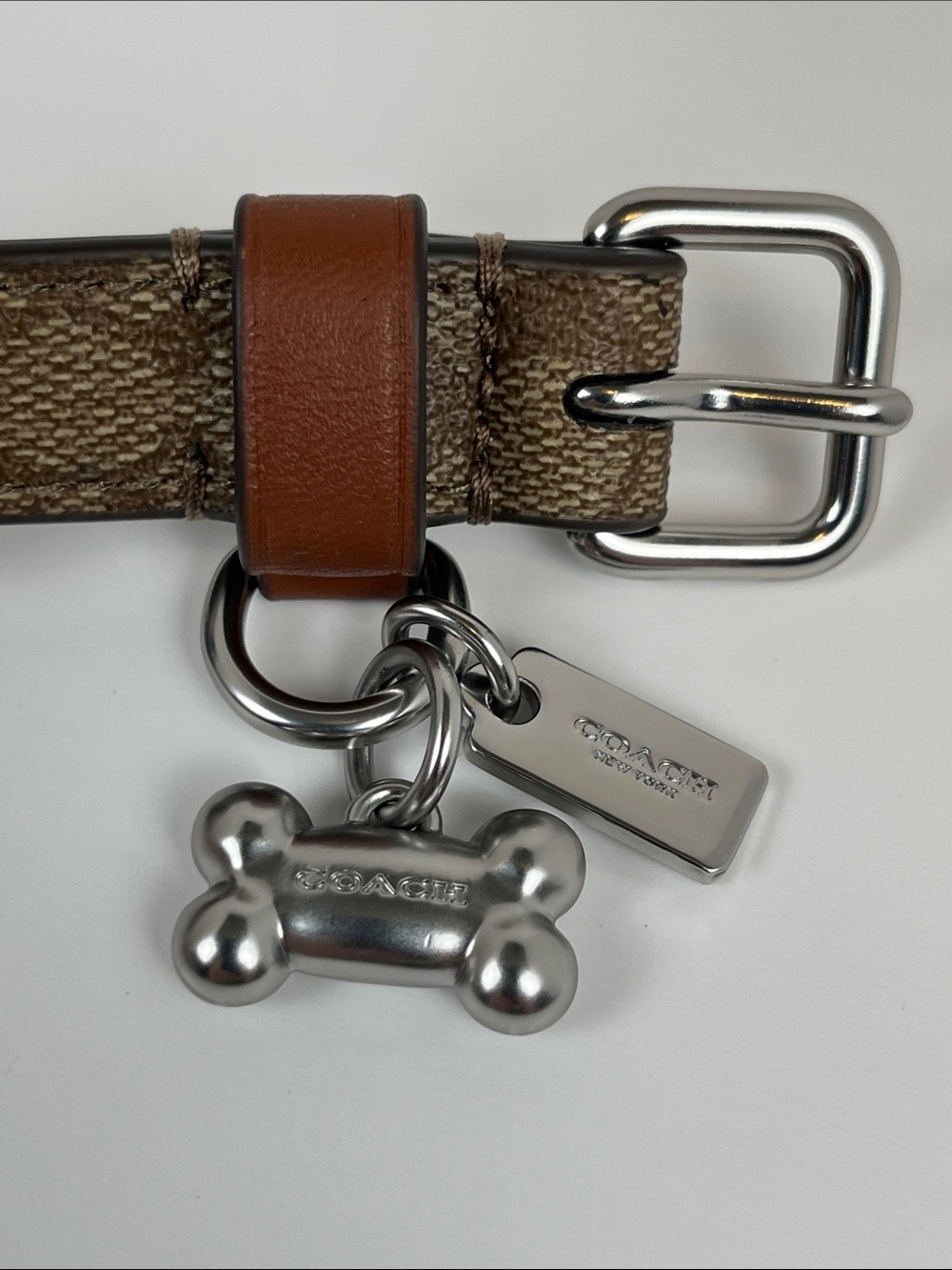 Coach CH144 Small Dog Collar Signature Canvas Khaki Saddle Bone Charm NIB